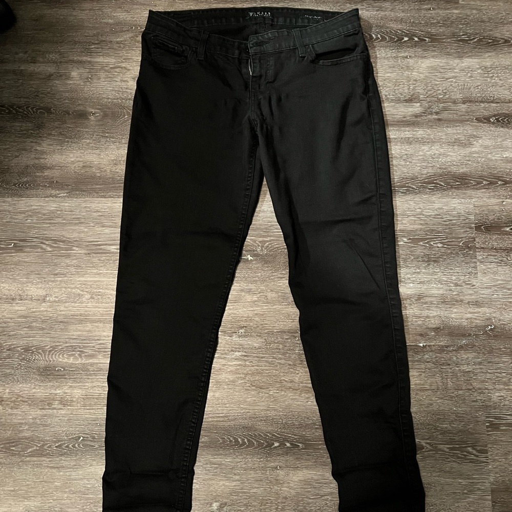 Guess black jeans.